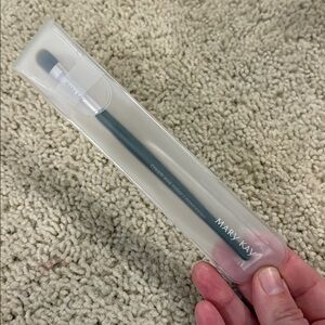 New Mary Kay Cream Eye Color Brush